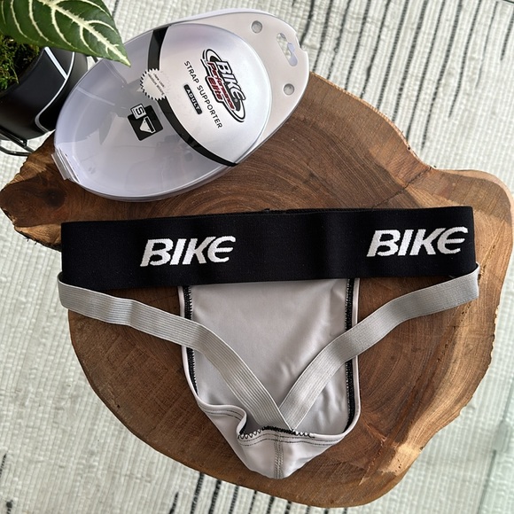 Bike - Picture 6 of 7